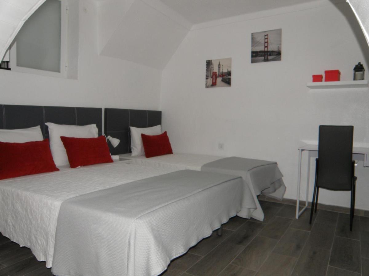 Residencial Antonio Mocisso Guesthouse 엘바스 외부 사진