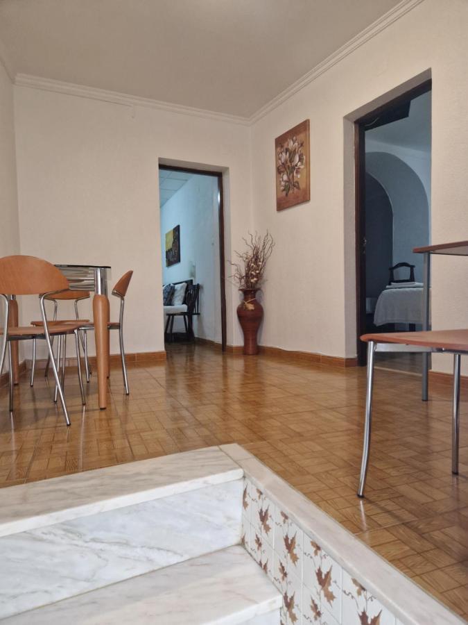 Residencial Antonio Mocisso Guesthouse 엘바스 외부 사진