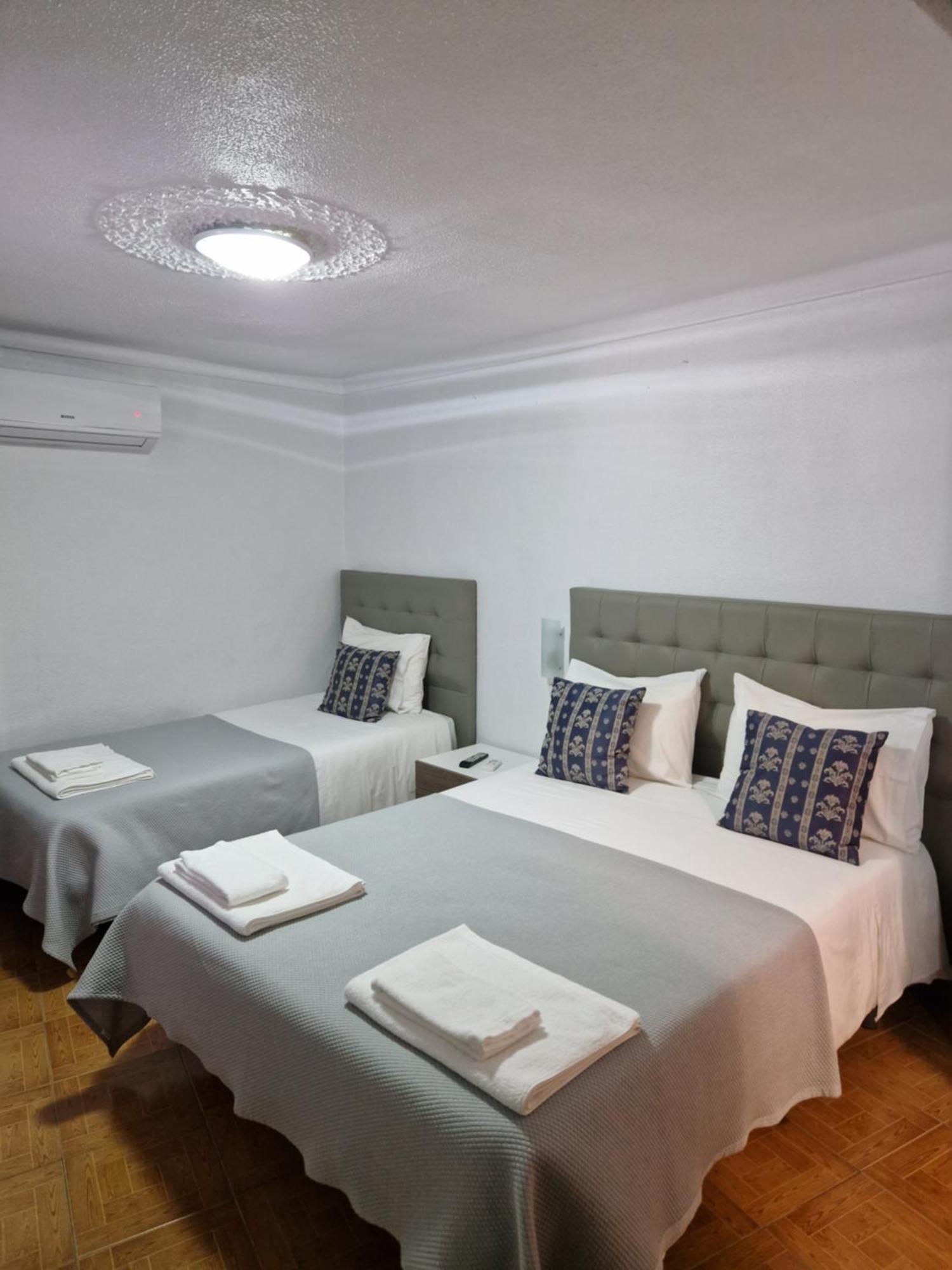 Residencial Antonio Mocisso Guesthouse 엘바스 외부 사진
