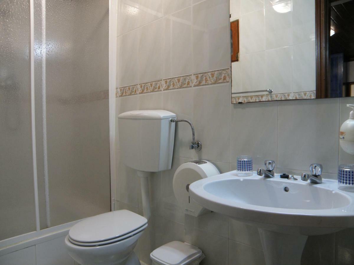 Residencial Antonio Mocisso Guesthouse 엘바스 외부 사진